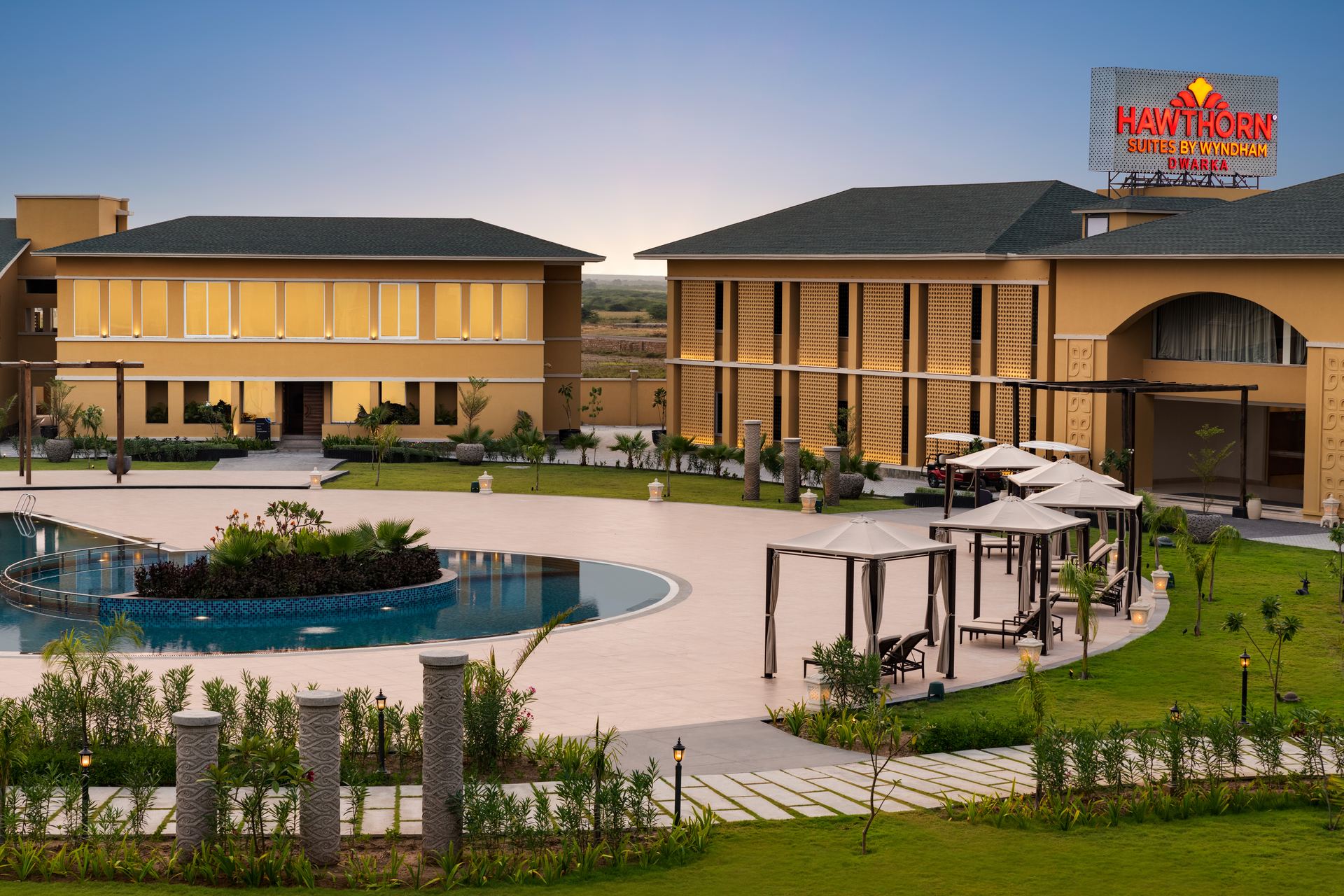 Hawthorn Suites By Wyndham Dwarka